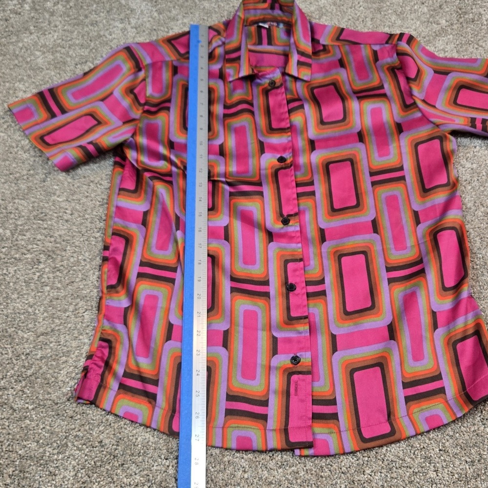URBAN OUTFITTERS Liam Pink Multi Souvenir Button Down Shirt Size Small - Picture 3 of 7